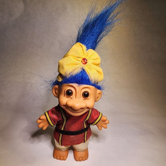 My Lucky Troll- Trolls Around the World From India - Turban w/Blue Hair - Picture 1 of 4